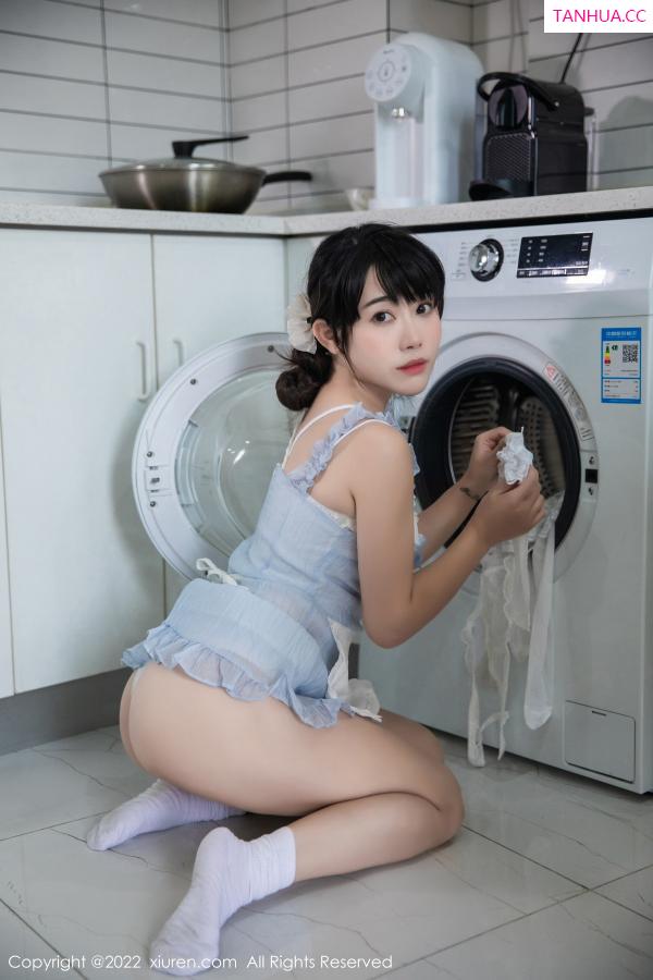   [XiuRen]高清写真图 2022.11.10 No.5834 严利娅Yuliya 丰腴美臀第29张图片